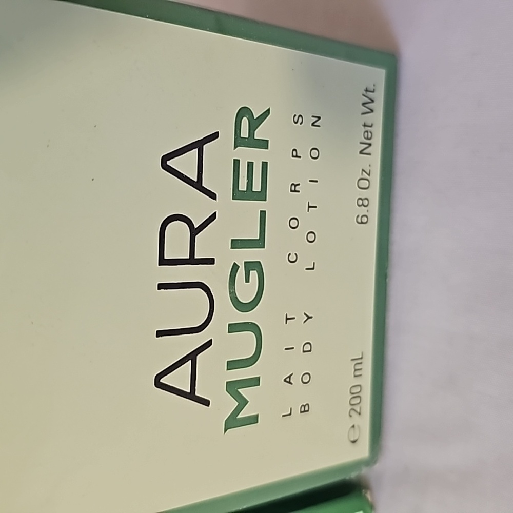 Thierry Mugler bundle - Picture 3 of 6